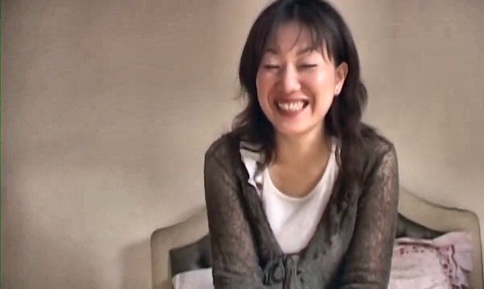 Brunette Asian MILF Enjoys Passionate Armpit Worship